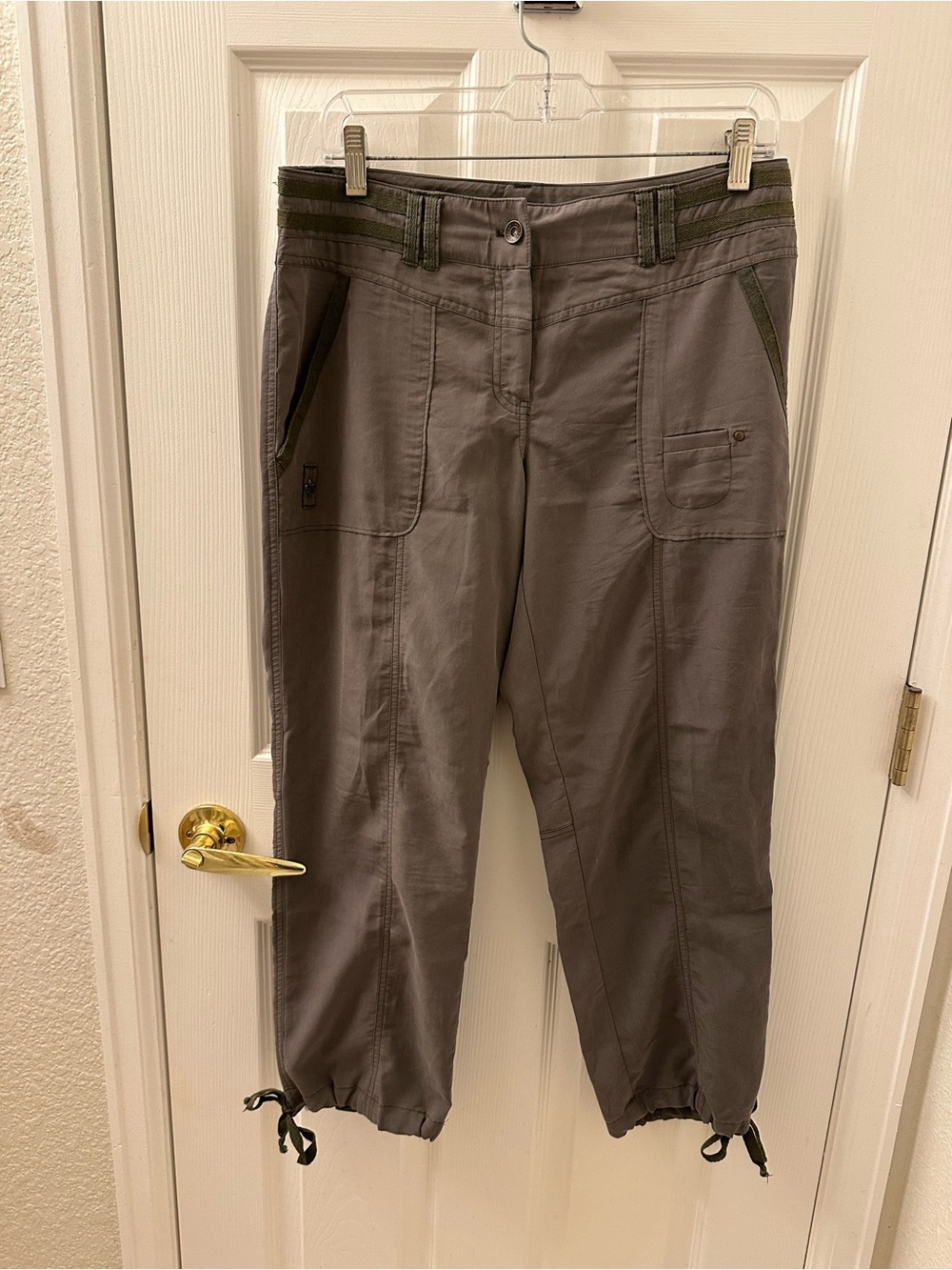 Cache Olive Green & Gray Cargo Capris